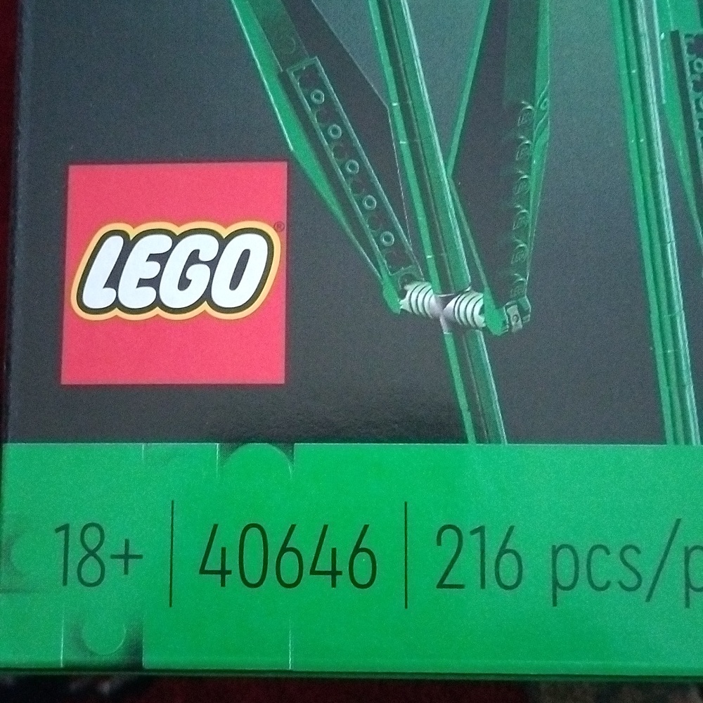 Lego 40646 Botanical Collection DAFFODILS Building Set, 216 pc - Picture 7 of 9